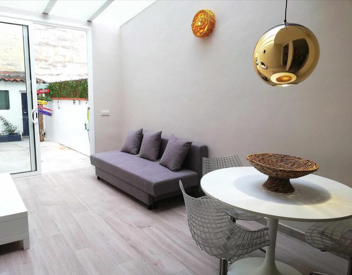 Mazi Apartments Chic Badalona Eksteriør bilde